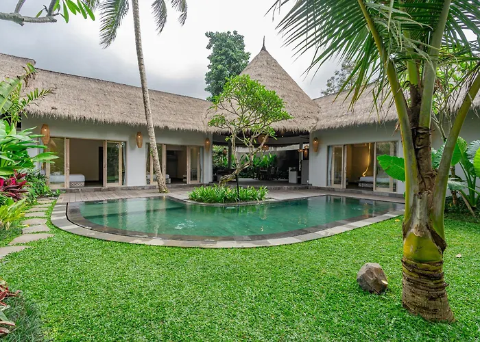 Brand New Luxury 3br Ethnic Ubud # 1 * Ubud