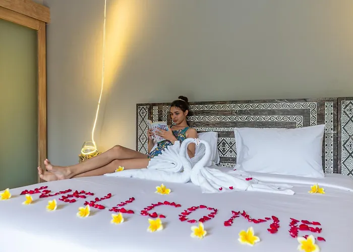 Brand New Luxury 3br Ethnic Ubud # 1 * Ubud